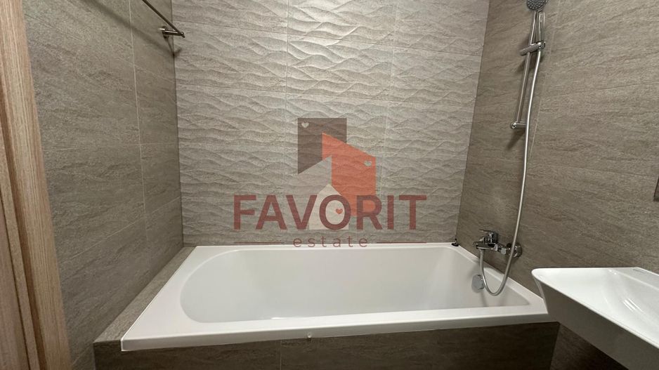 2 camere | etaj intermediar | Bloc nou in oras | zona excelenta | - Poză 9