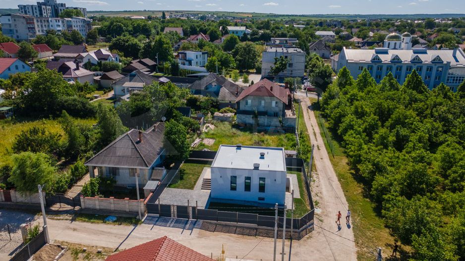 Vânzare,casă Hi-Tech, 3 camere, Porumbeni, raionul Criuleni - Poză 2