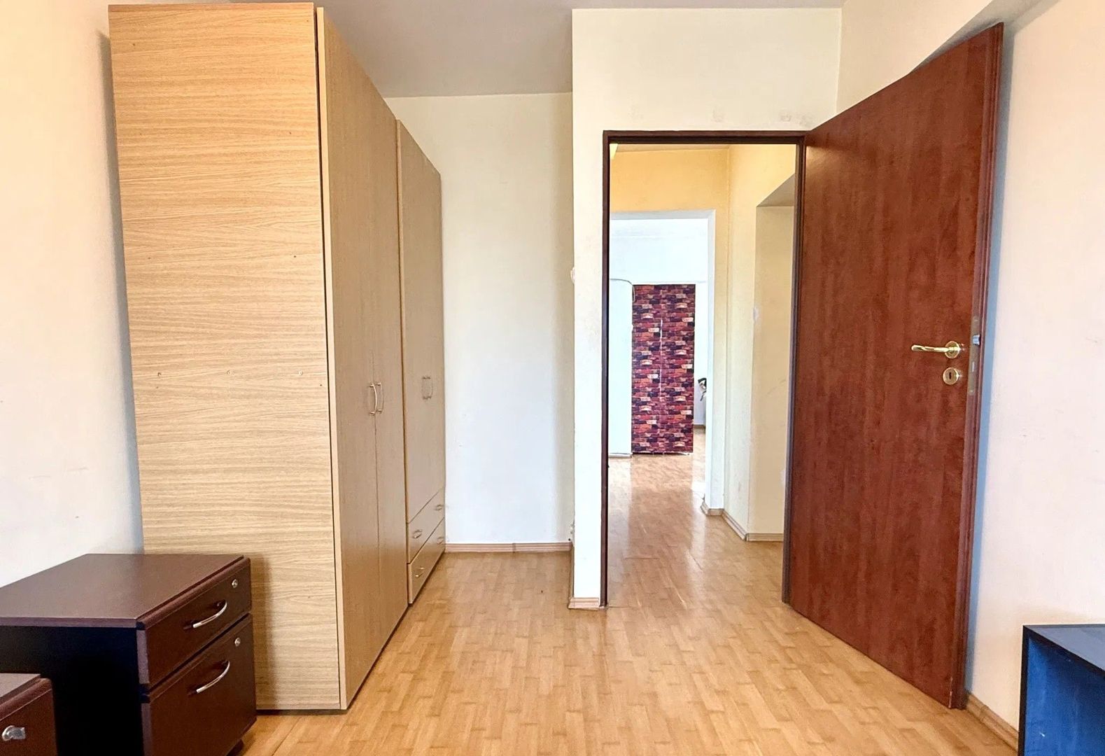 Apartament amplu si luminos, trei camere decomandat, Nicolae Titulescu - Poză 11