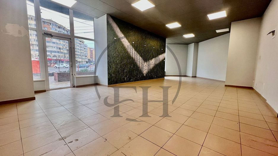 Spațiu comercial cu 3 camere de închiriat în Trocadero, Constanta - Poză 3