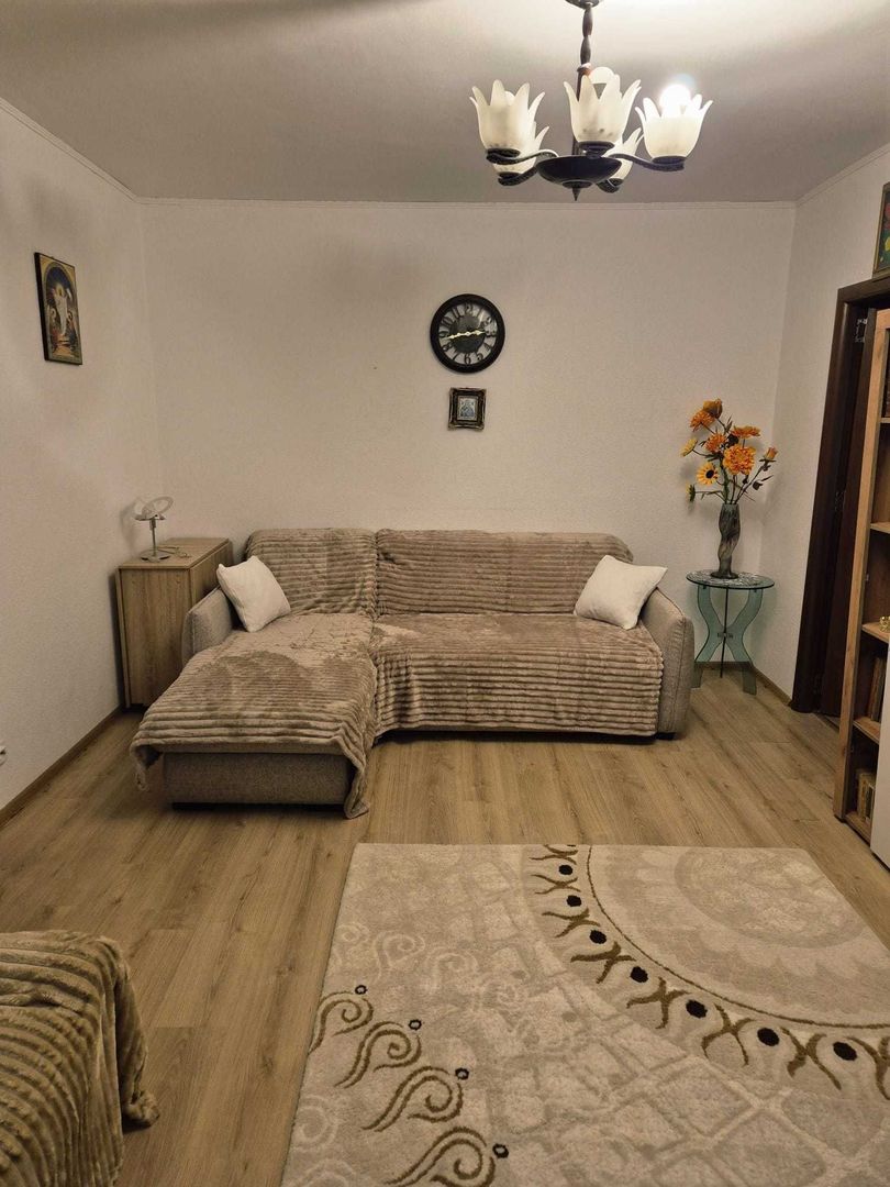 APARTAMENT 3 CAMERE DE INCHIRIAT |  RENOVAT |  GORJULUI - Poză 3