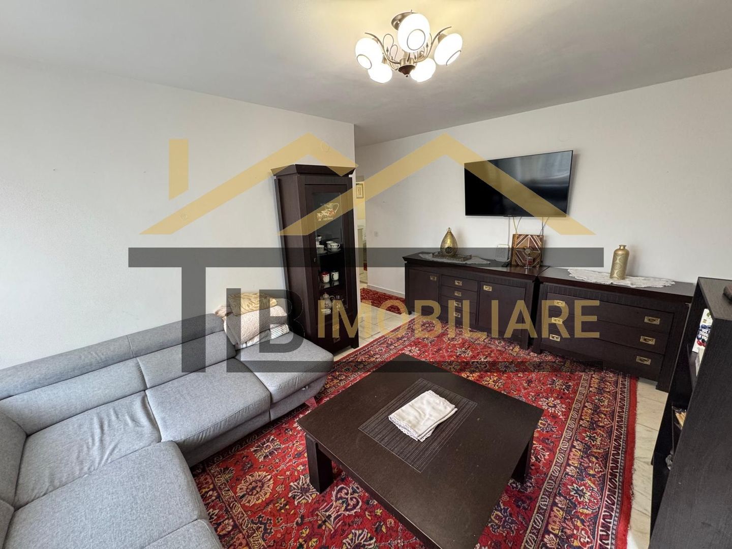 Apartament de 3 camere, garaj, 60mp, zona UltraCentrala - Poză 3