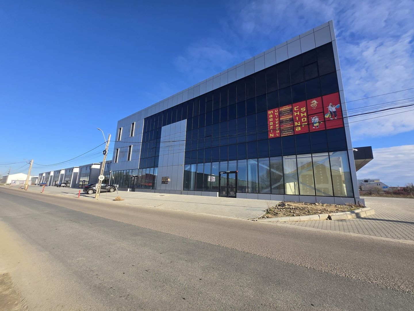 Spatiu comercial 150mp Cladire noua Stefanesti A3 LIPIT MEGA IMAGE - Poză 2
