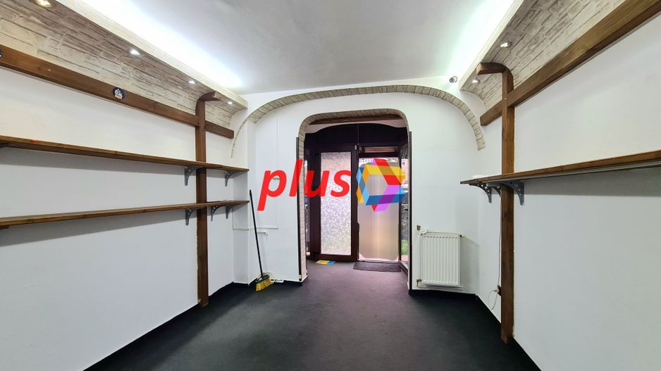 Spatiu birouri de vânzare, investiție, Brasov - 70 mp  # Plus - Imo. ro - Poză 1