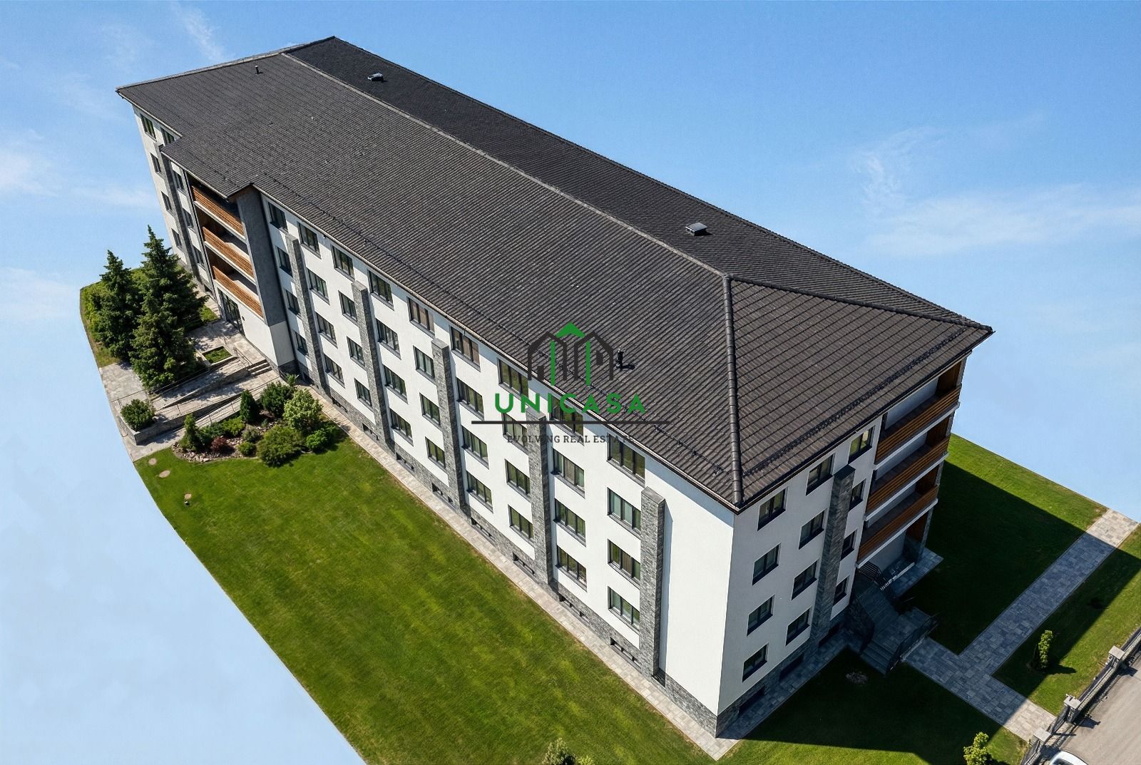 Bloc de apartamente - Brezoi - Poză 5