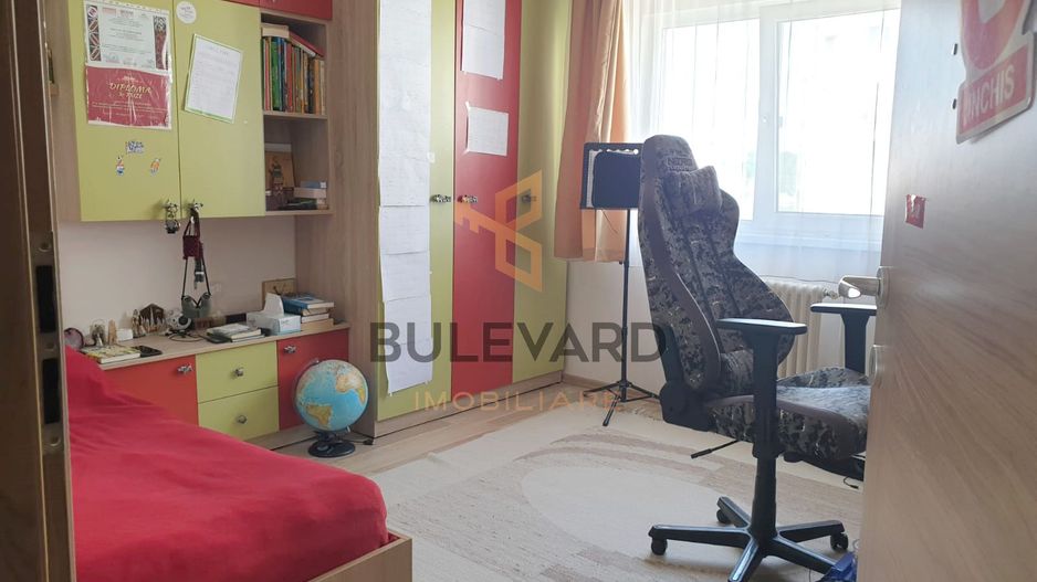 Apartament cu 3 camere decomandate/74mp/etaj intermediar! - Poză 3