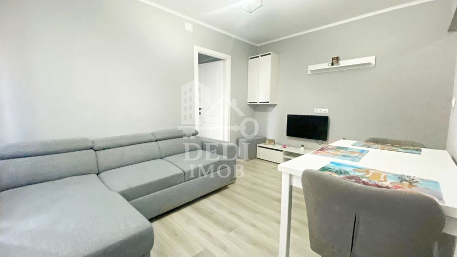 Apartament cu 2 camere de vanzare zona Rogerius, Oradea - Poză 2