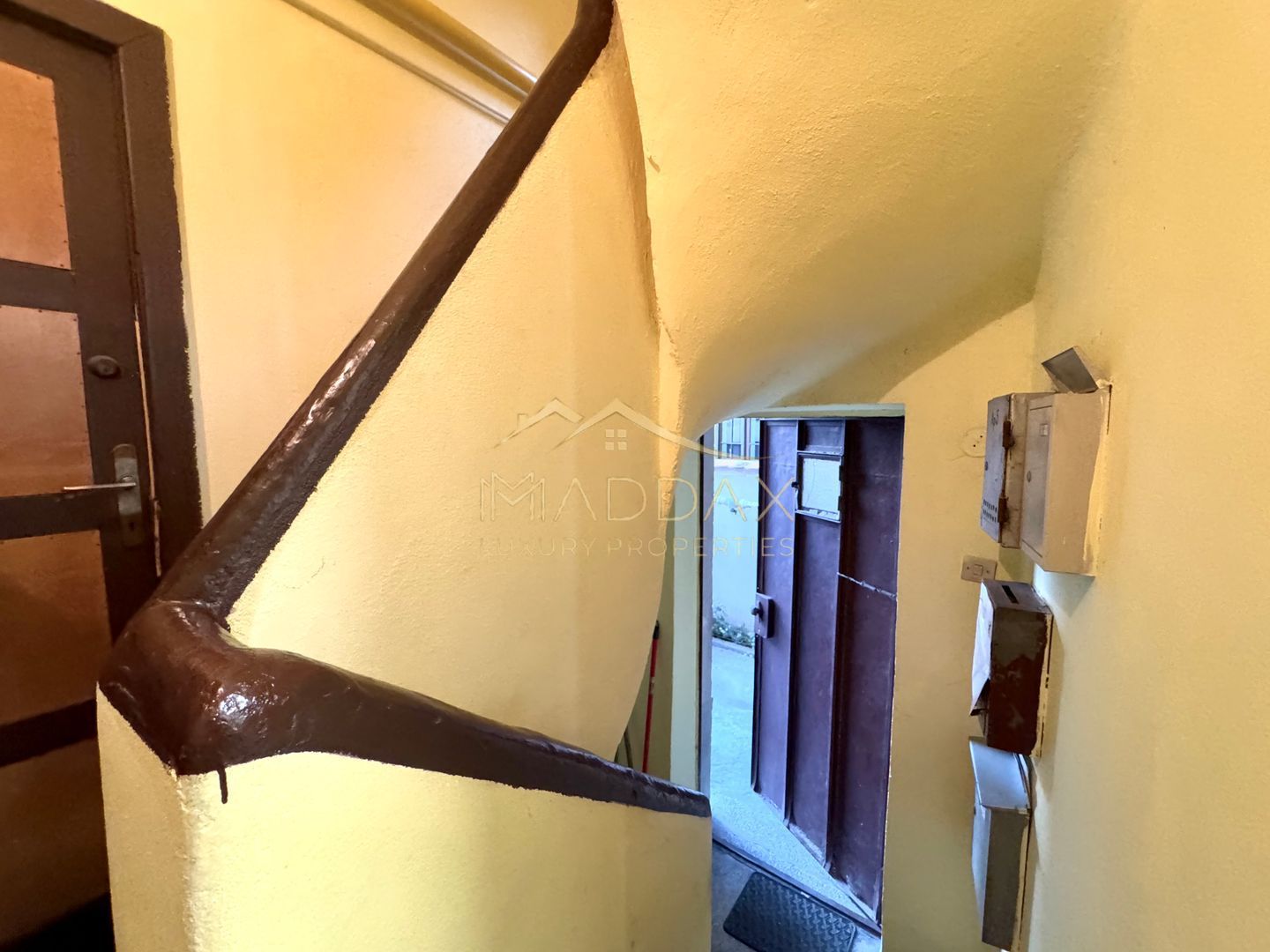 Apartament cu 2 camere in Vila *Parter* // Parcul Carol - Poză 12