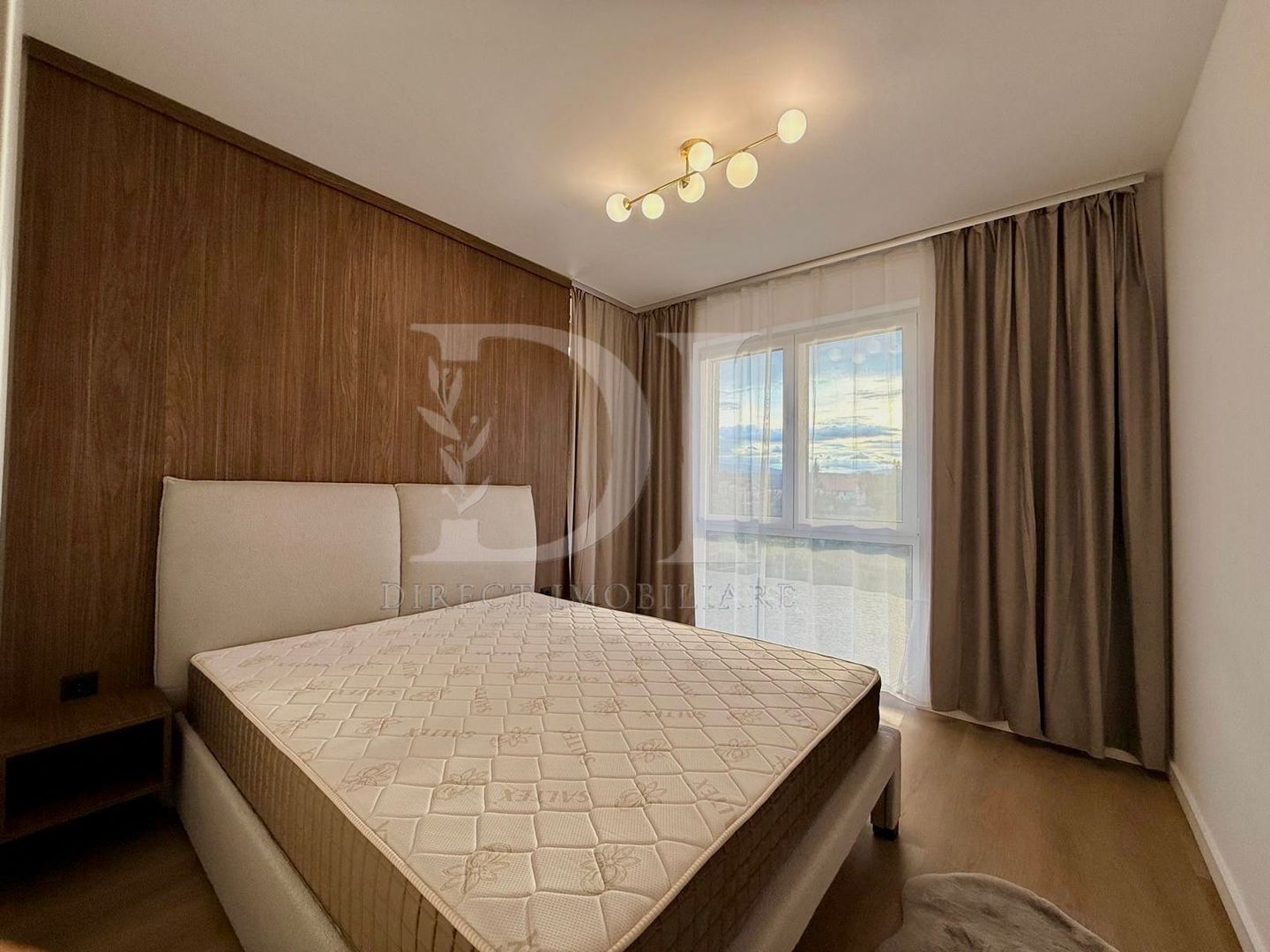 Apartament a cheie / trei camere / Zona Tineretului - Poză 12