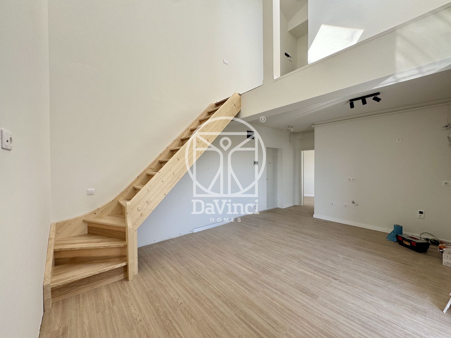 Penthouse 3 camere, intabulat, mobilat si utilat (NCL-WESTVILA-ap.9) - Poză 3