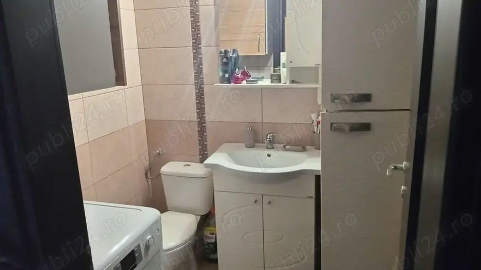De vanzare apartament 3 camere + loc parcare, Cartierul Latin - Poză 5