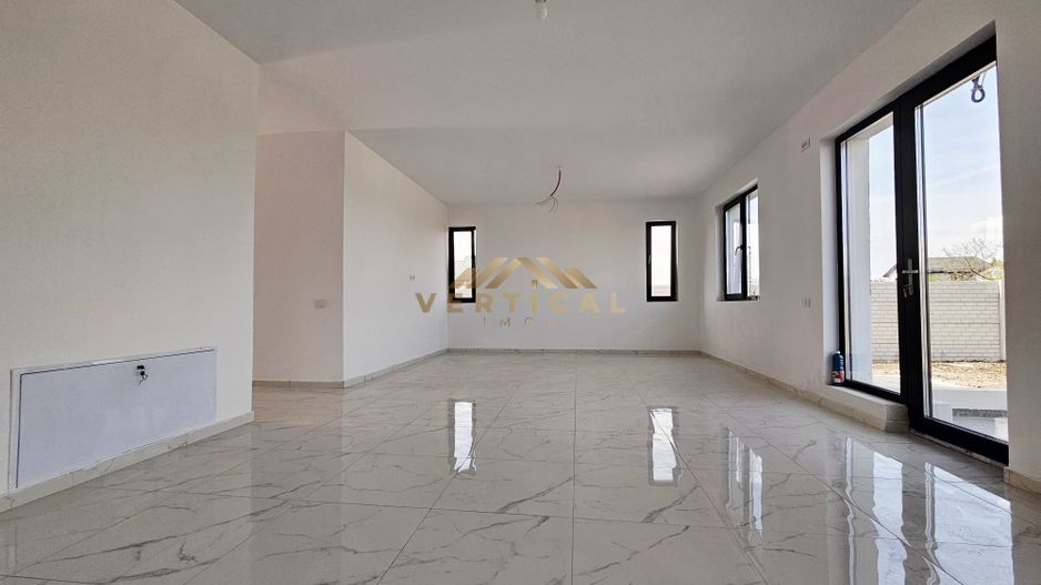 Casa 3 camere in centrul comunei Berceni - Poză 7