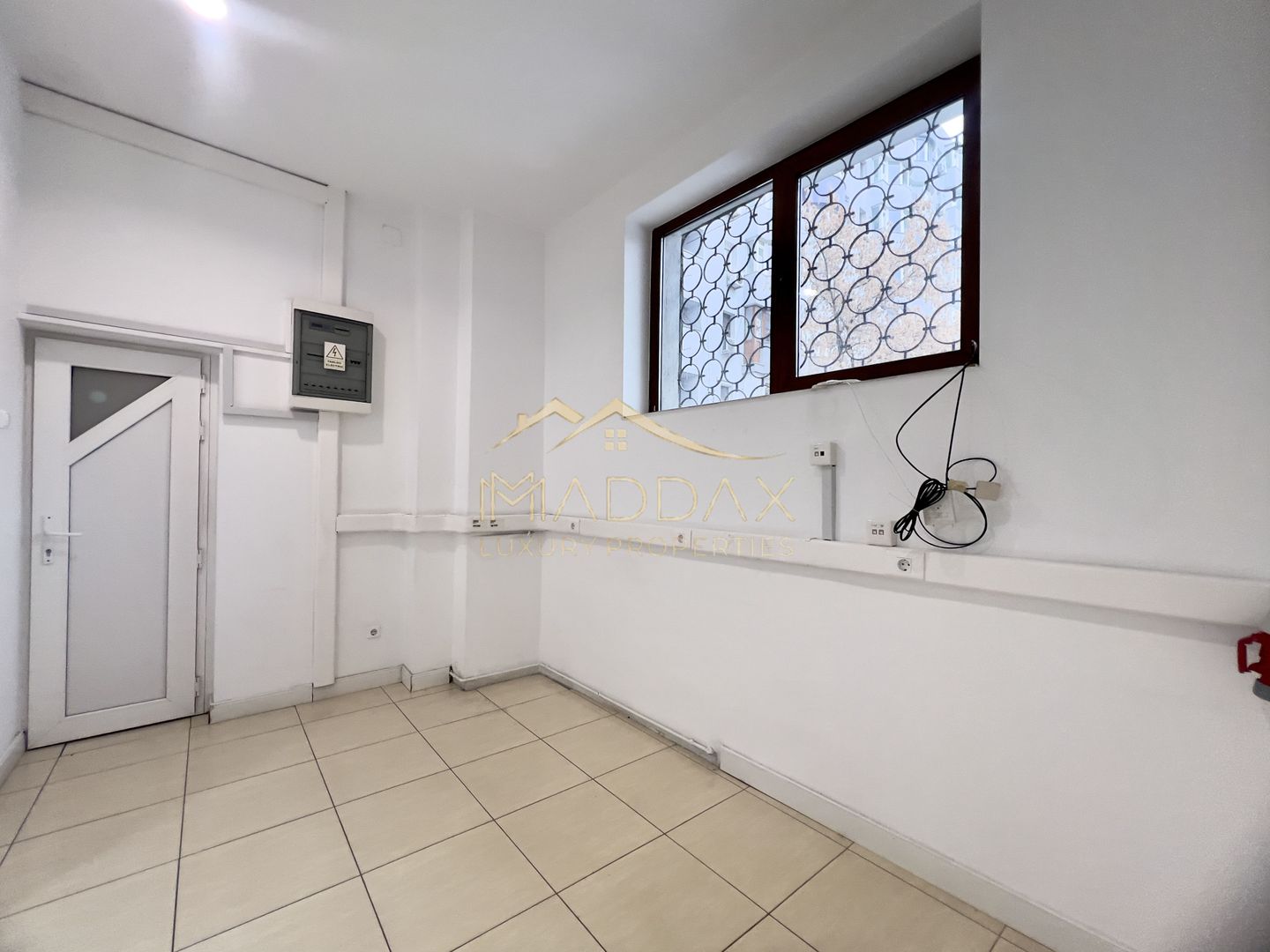Spatiu Comercial Stradal**240mp**2 locuri parcare//Bdul Ion MIhalache - Poză 24