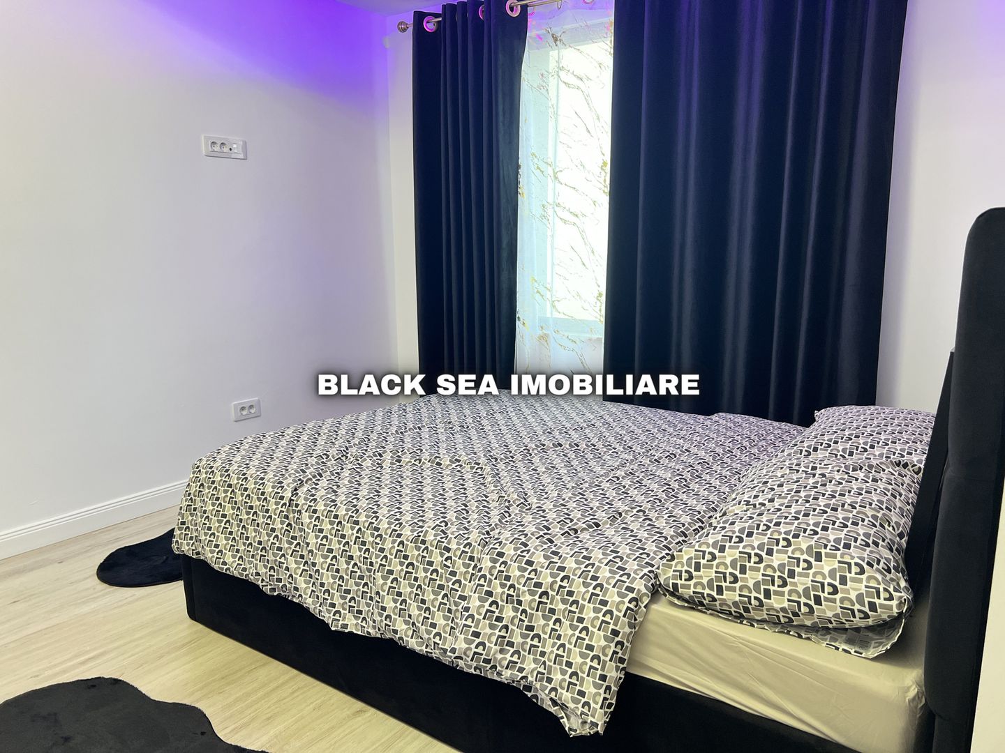 Apartament 3 camere de vanzare - Frontal Mare - Ocazie - Poză 11