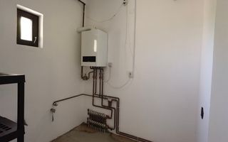 Casa ultracentral Periam - Poză 26