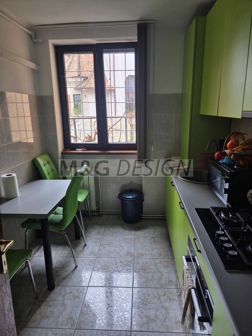Apartament zona centrala - Poză 3