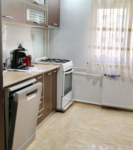 Vanzare Apartament 3 camere -Sebastian-Vulcan Center - Poză 7
