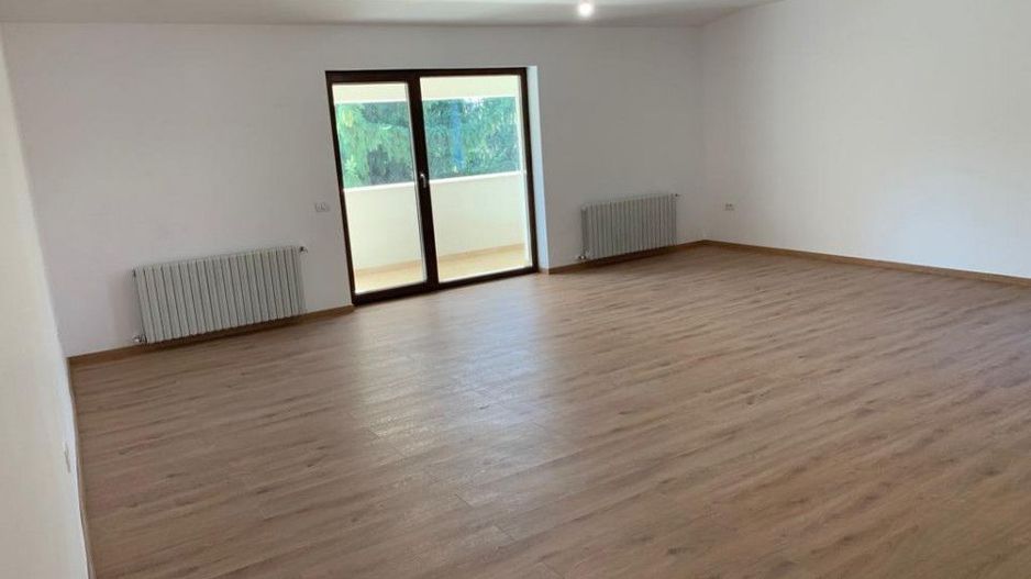 Inchiriere Spatiu Birouri/Apartament Calea Bucuresti - Poză 3