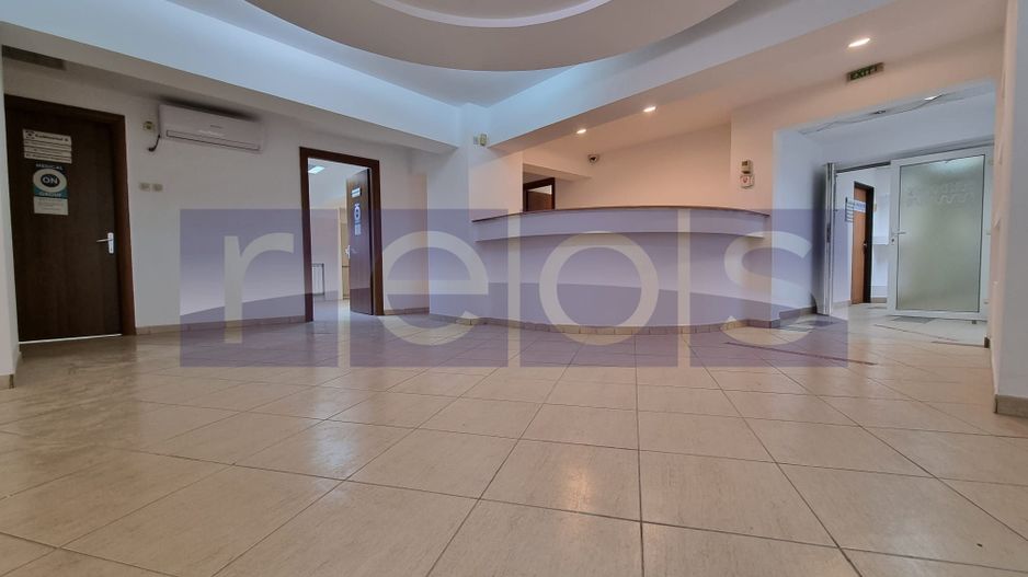 VANZARE SPATIU COMERCIAL | 15 CAMERE | ZONA UNIRII - Poză 2