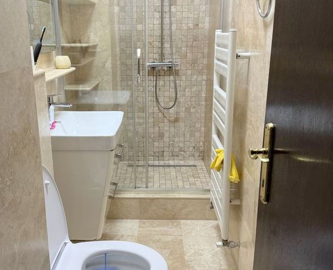 Apartament de lux- Faleza Dunarii - 106 mp, mobilat si utilat premium - Poză 5