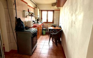 Casă P+1E cu teren generos de 697 mp, zona foarte buna Campina, PH - Poză 13