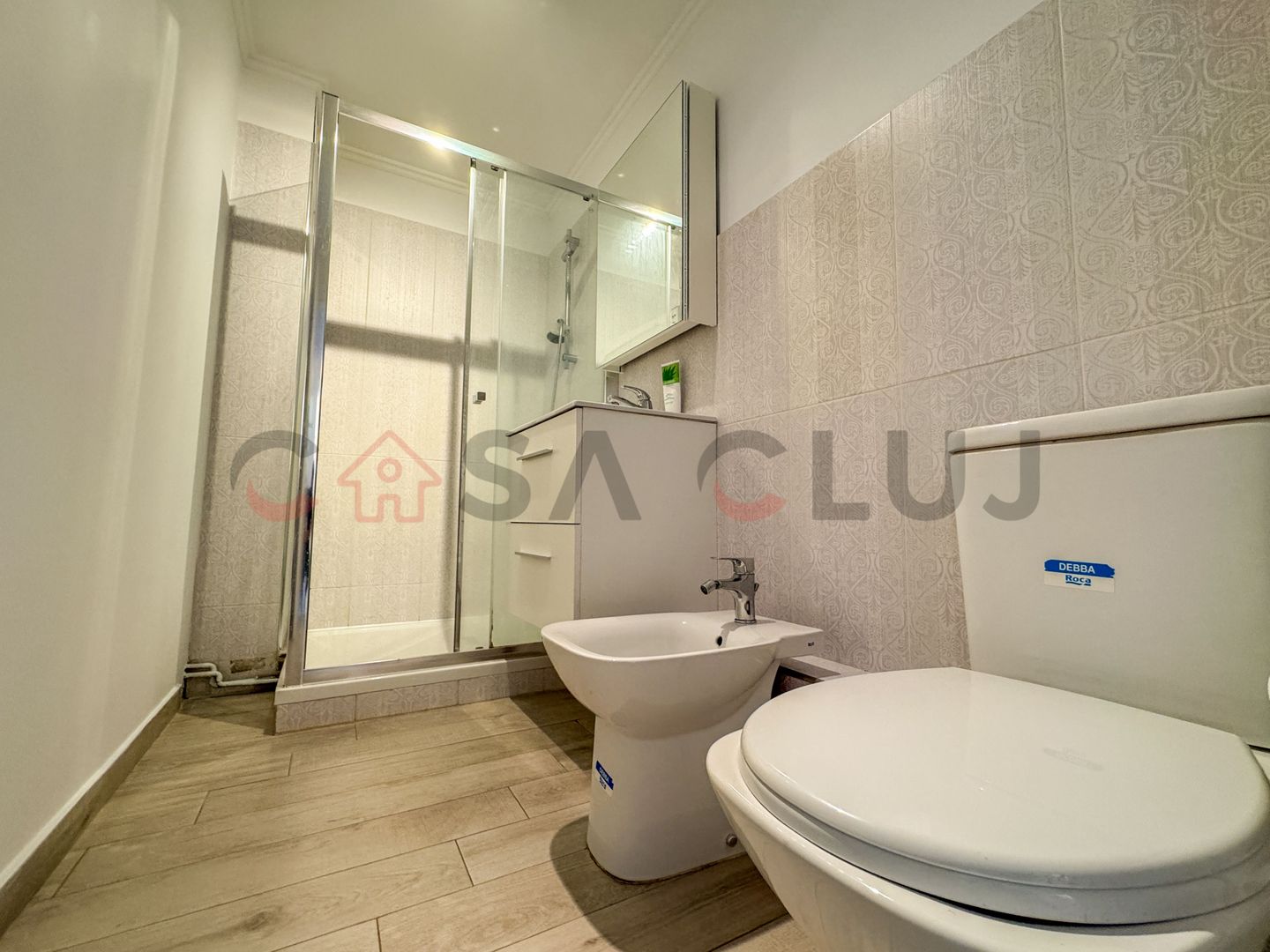 Apartament superb cu 3 camere, zona Big Belly / Platinia ! - Poză 8