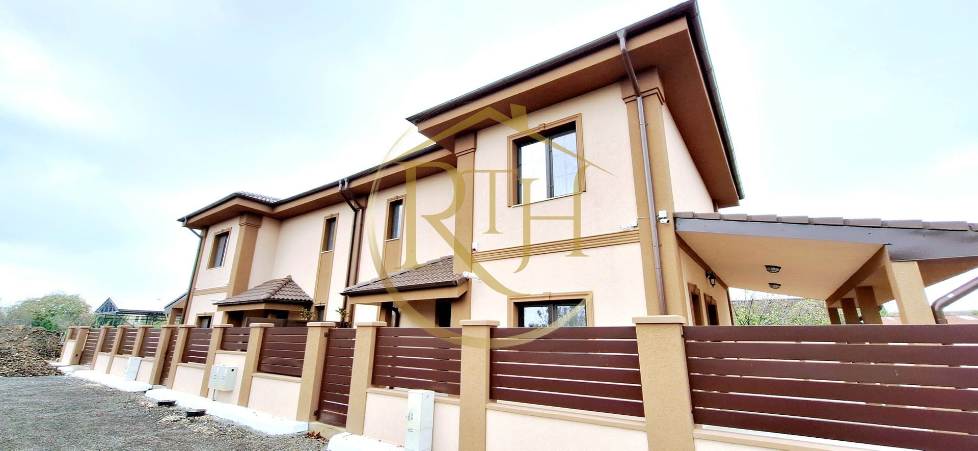 Oferim spre vanzare casa deosebita, cu 5 camere, Giroc, zona Centrala - Poză 5