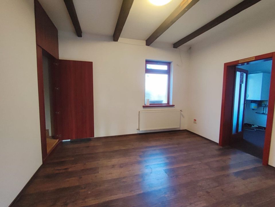 Casa nemobilata, potrivita pentru birouri sau locuit, Subcetate - Poză 2