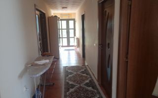 Casă Miroslava, în spatele Family Market – 167 mp utili, 7 camere, construcție 2007 - Poză 4
