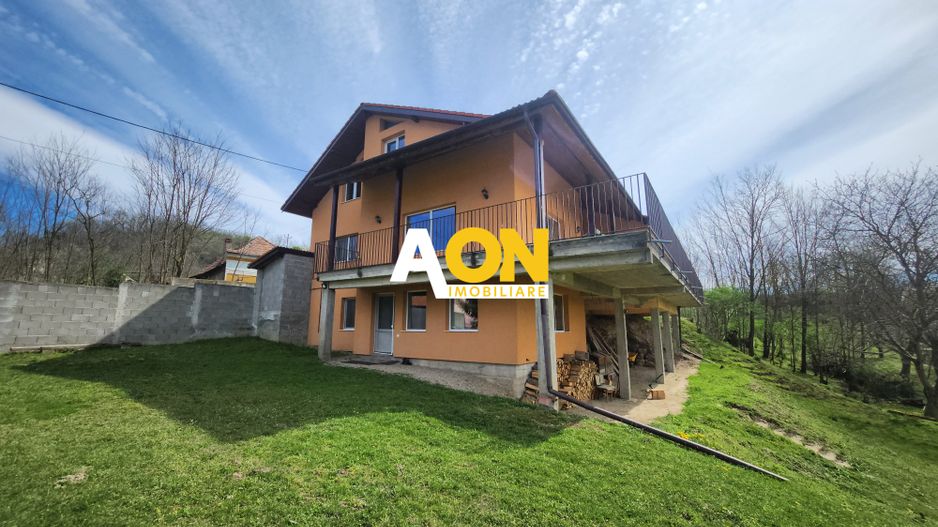 De vanzare casa 6 camere 8142 mp teren in Oarda de Sus - Poză 1