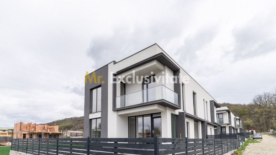 Casă Nouă Tip Duplex – 4 Camere - P+1 -  Budeasa! - Poză 18