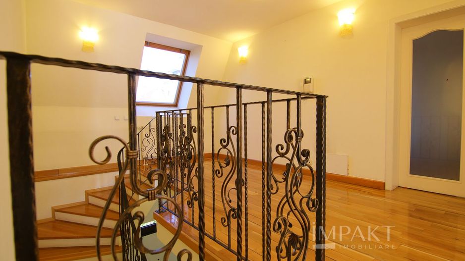 Casa individuala situata la 2 minute de Parcul Engels ! - Poză 26