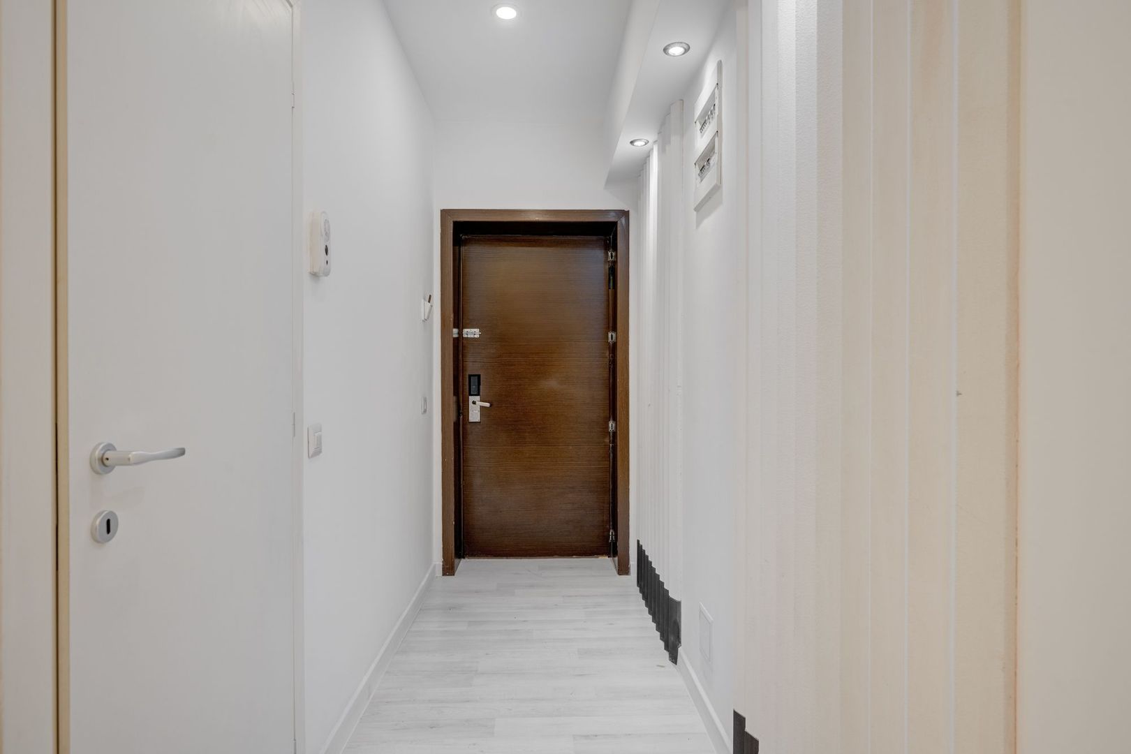 Apartament 3 camere superb si curte proprie Parc Herastrau - Poză 27