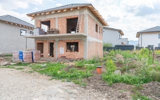Casă Individuală în Bartolomeu, Brașov - Vânzare ”La Roșu”! - Poză 1
