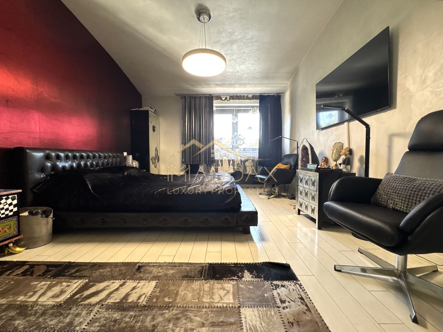 Vila cu 5 camere *344mp* + 800mp Teren // Zona Bucurestii Noi - Poză 30
