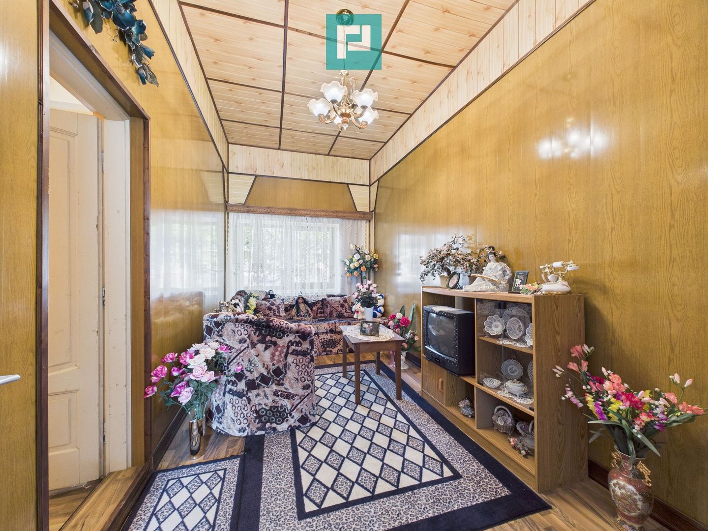 Casă cu 6 camere în Sânicolau Mare Timiș - Poză 19