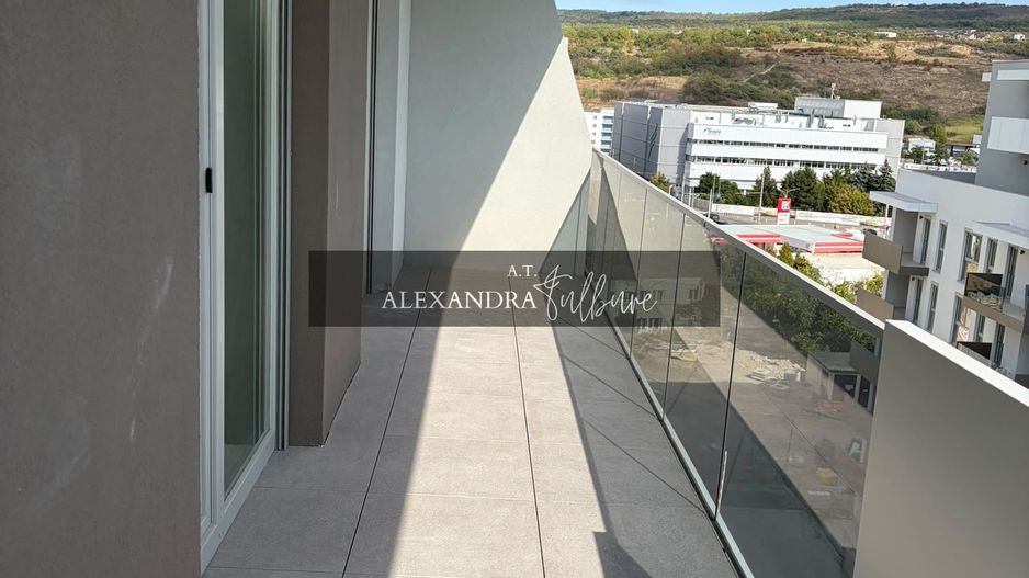 Apartament la alb | 3 camere | 2 bai | parcare subterana | Elite J. - Poză 11