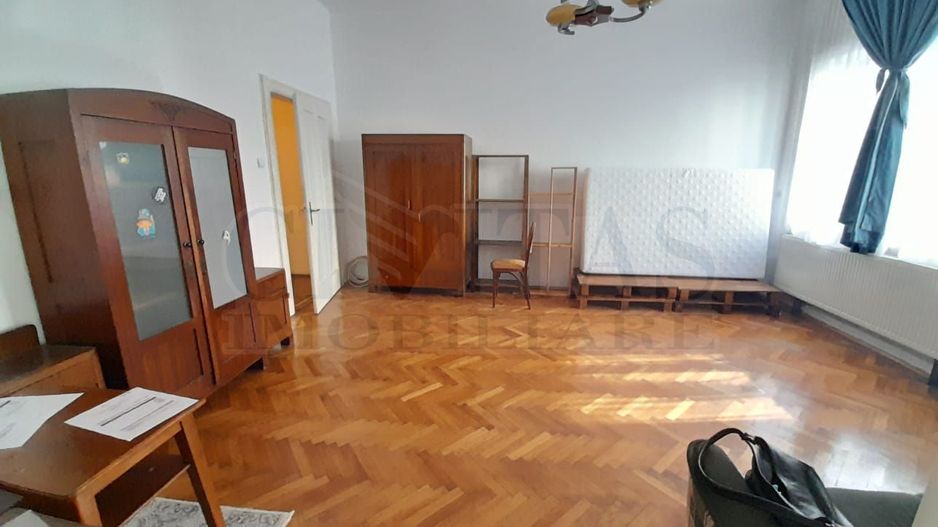 Apartament 2 camere in bloc tip vila,  strada Horea! - Poză 2