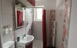 Apartament cu 2 camere, 50 mp, decomandat, Zona Ultracentrala - Poză 8