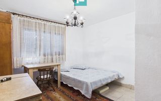 Casă cu etaj Căpâlnaş - Poză 9