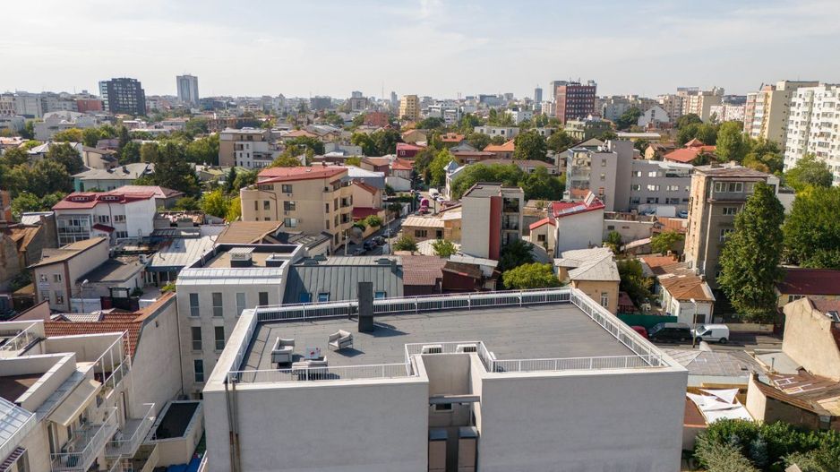 Inchiriez Penthouse vedere 360 Dacia / Eminescu / Proprietar - Poză 15