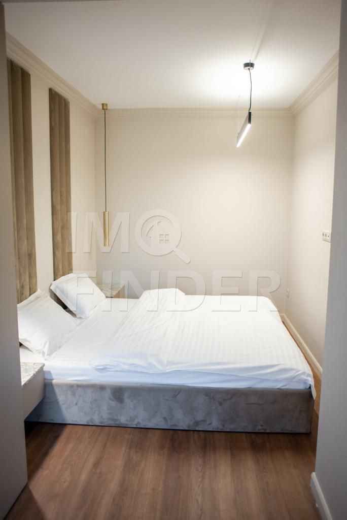 Vanzare 2 camere la cheie, zona Teatru National - Poză 9