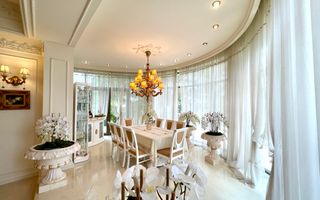 Impressive Villa *1500 SQM usable* 2613 SQM land / Open to the lake - Poză 9