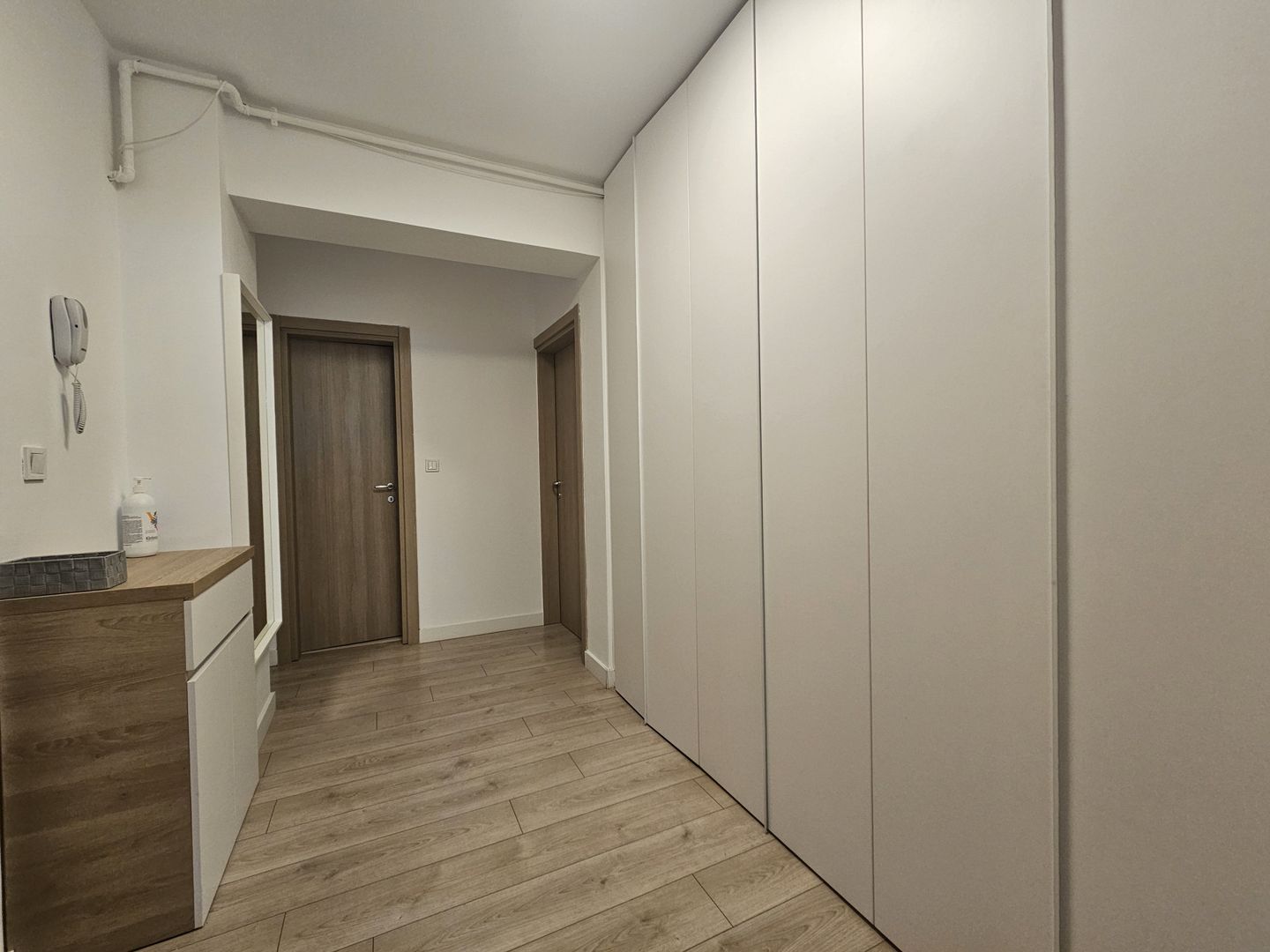 Apartament 2 camere lux decomadat Porsche Pipera Rond OMV - Poză 9