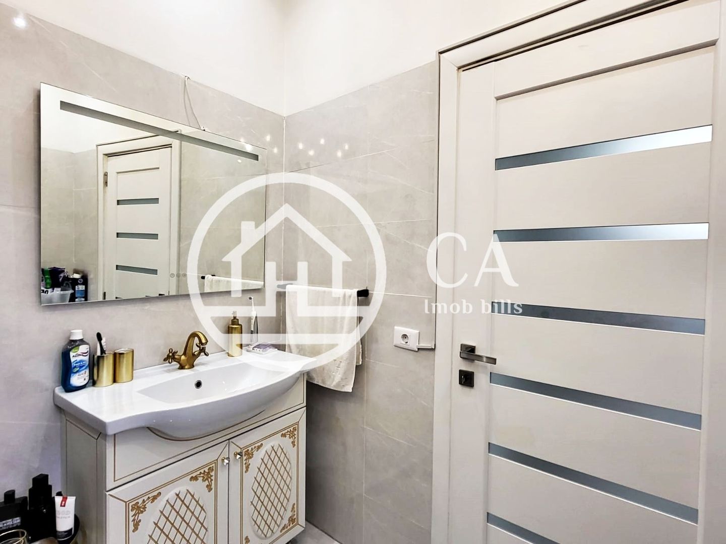 Apartament cu 3 camere de închiriat în zona Ultracentrală, Oradea - Poză 10