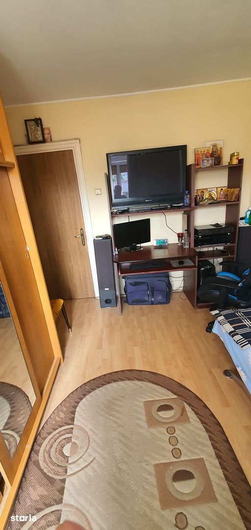 Apartament 2 camere decomandat Drumul Taberei - Poză 4