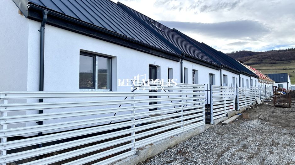 Casă / 2 camere / Codlea / Credit - Poză 24