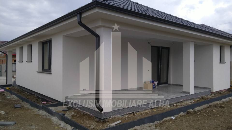 Casa individuala de vanzare, Partos - Poză 1