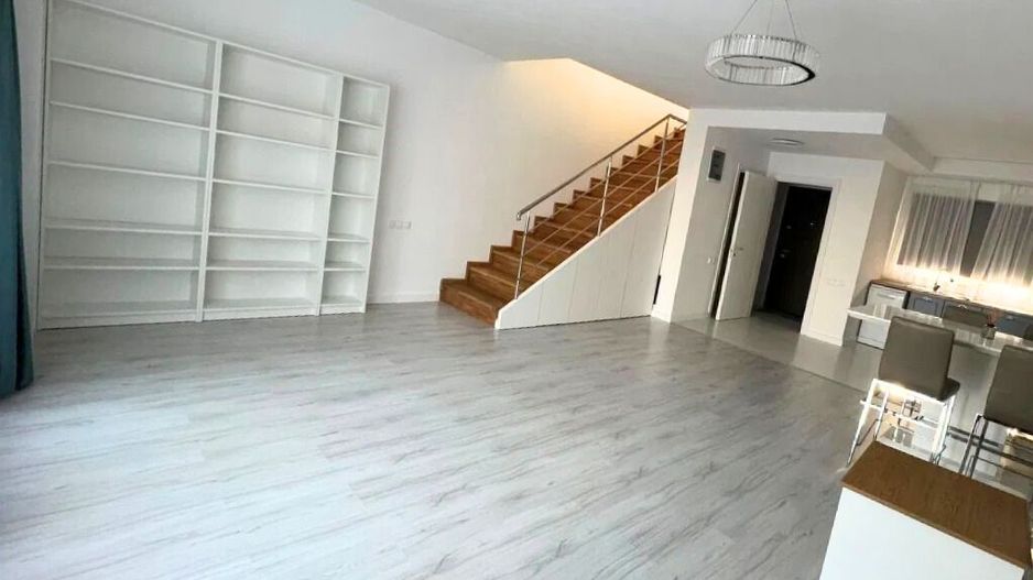 Casă înșiruită 3 camere de închiriat ansamblul Rezidențial Cosmopolis - Poză 5