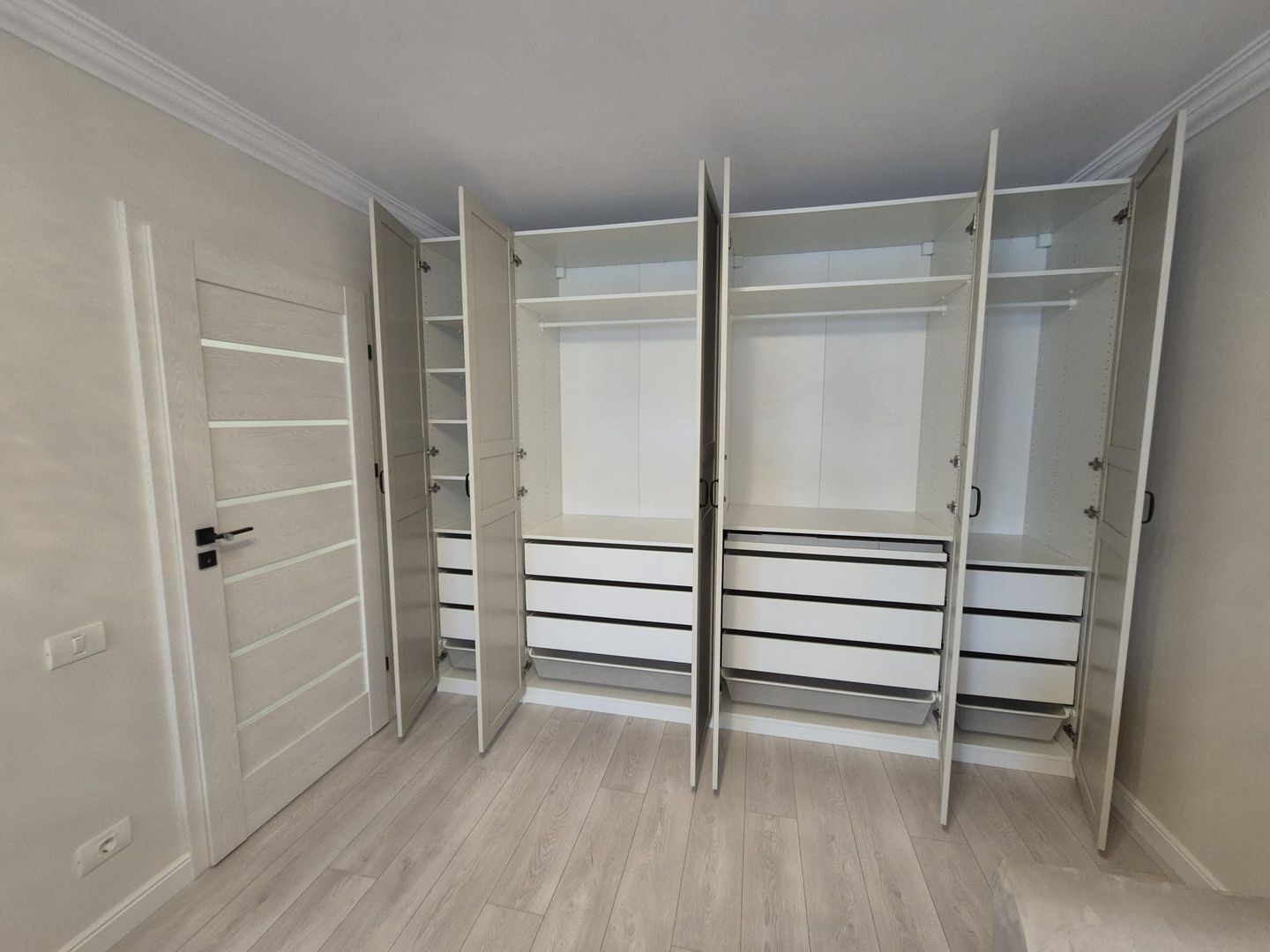 Apartamnent decomandat cu 3 camere, Sector 6 - Poză 5